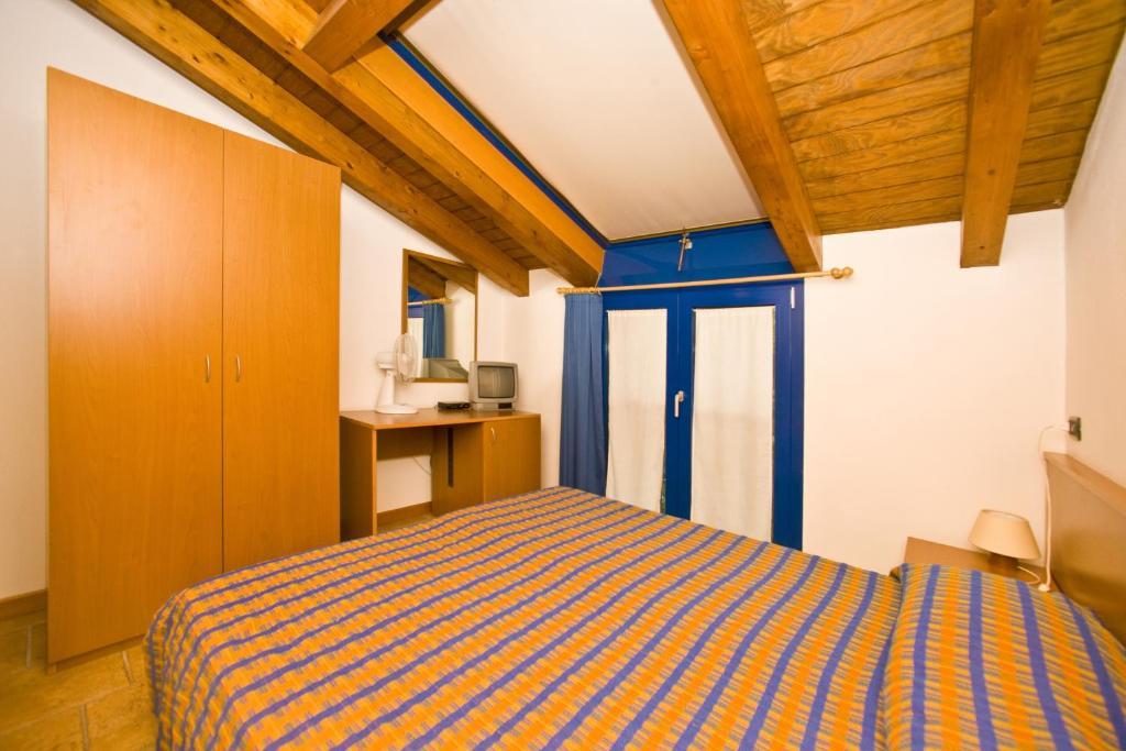 Hotel Il Canneto Porto Ceresio Pokój zdjęcie